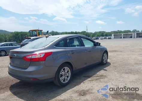 2012 Ford Focus Sel z USA, uszkodzony, nr VIN 1FAHP3H27CL168278
